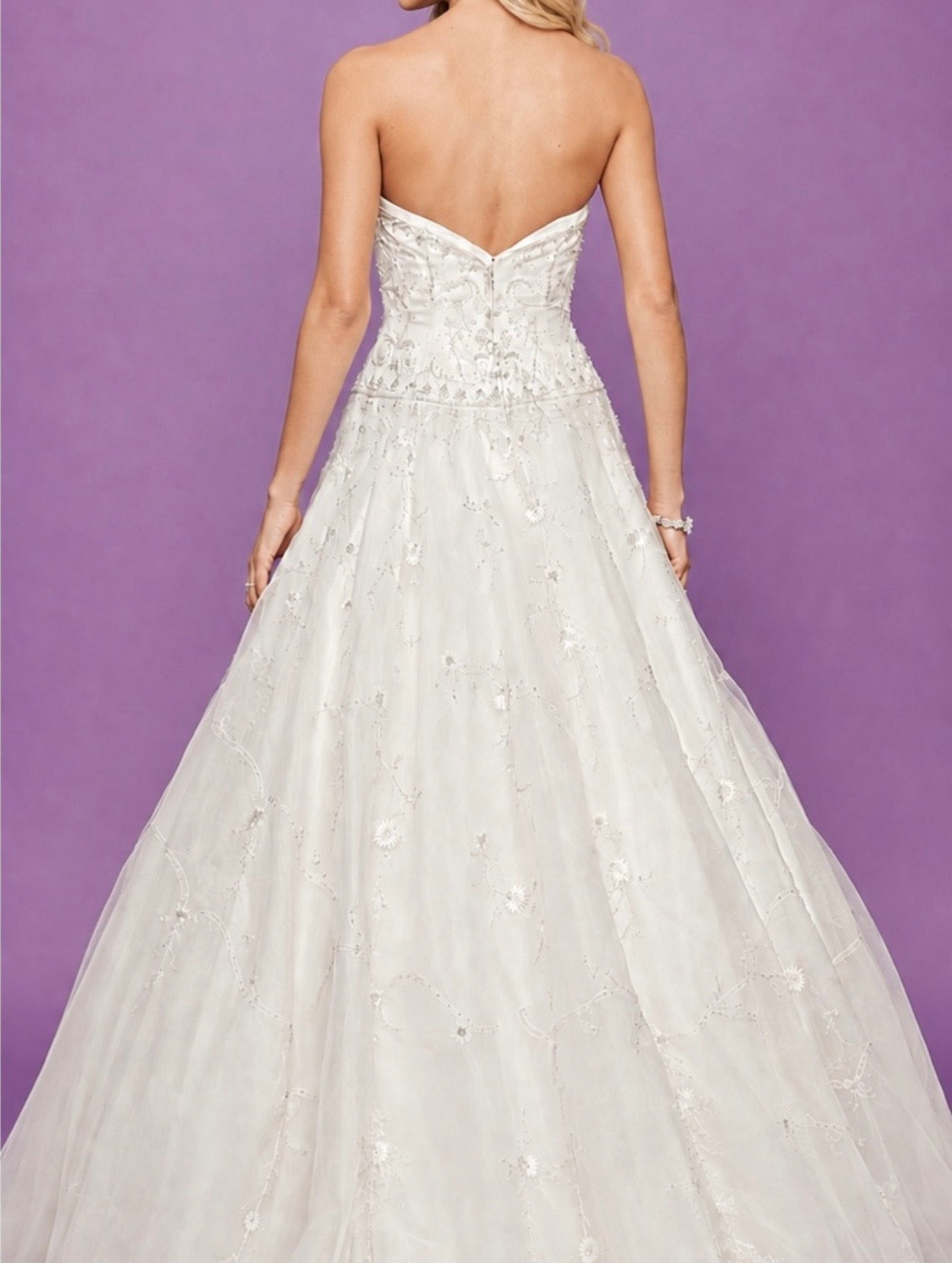 Oleg Cassini size 4 wedding dress