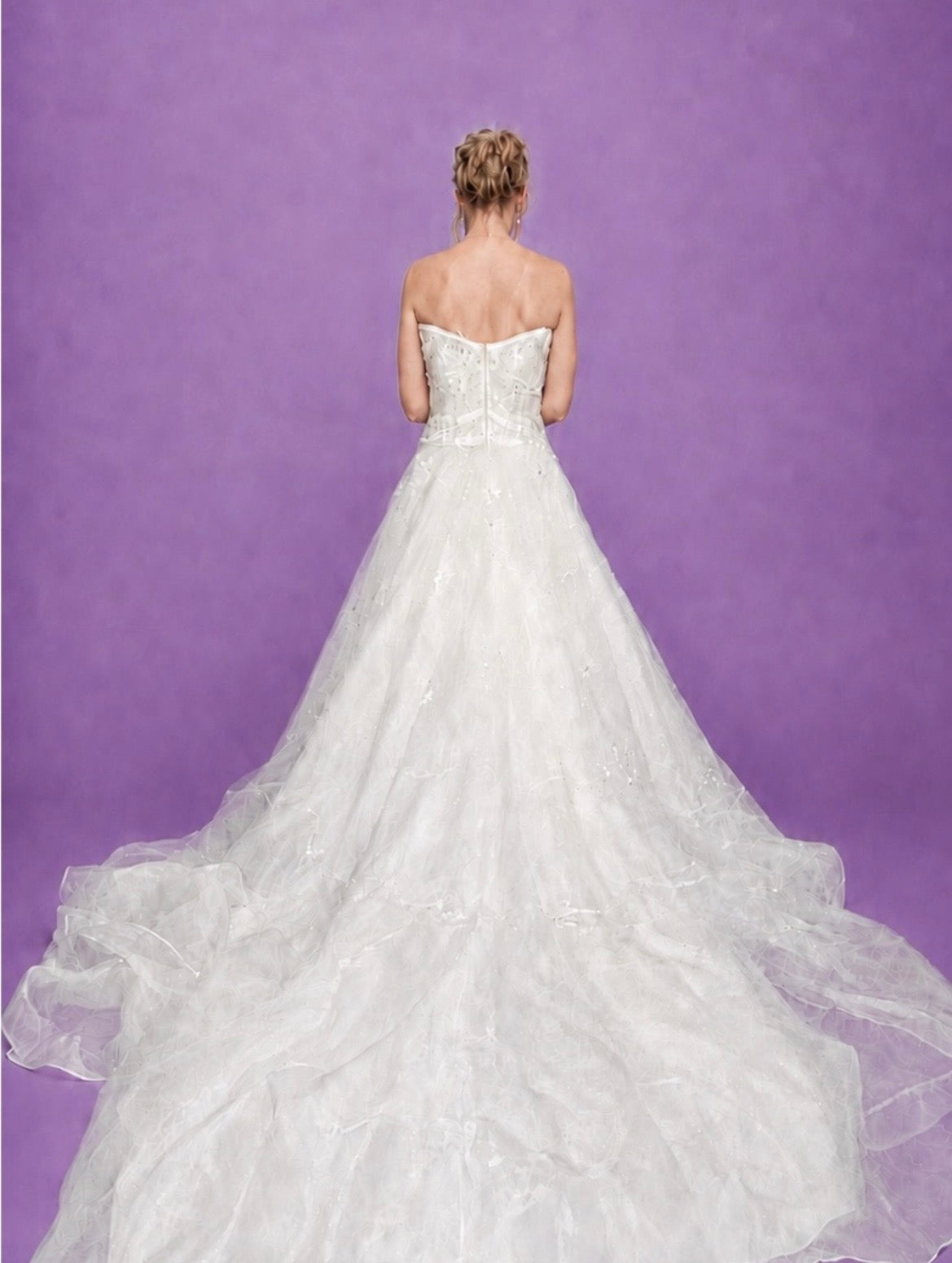 Oleg Cassini size 4 wedding dress