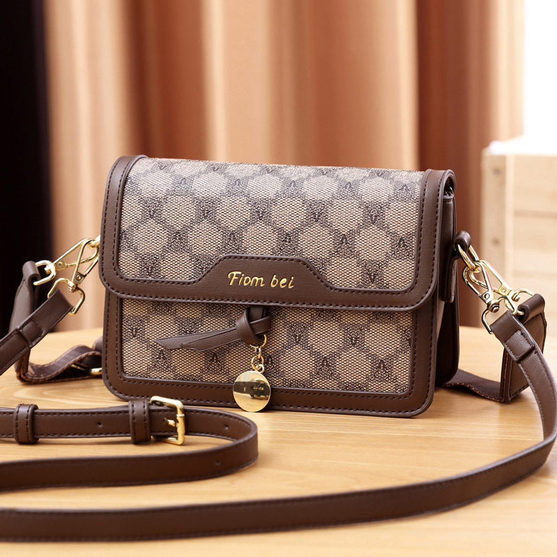 Women's Good-looking Fashionable Classic Western Style Shoulder Bags