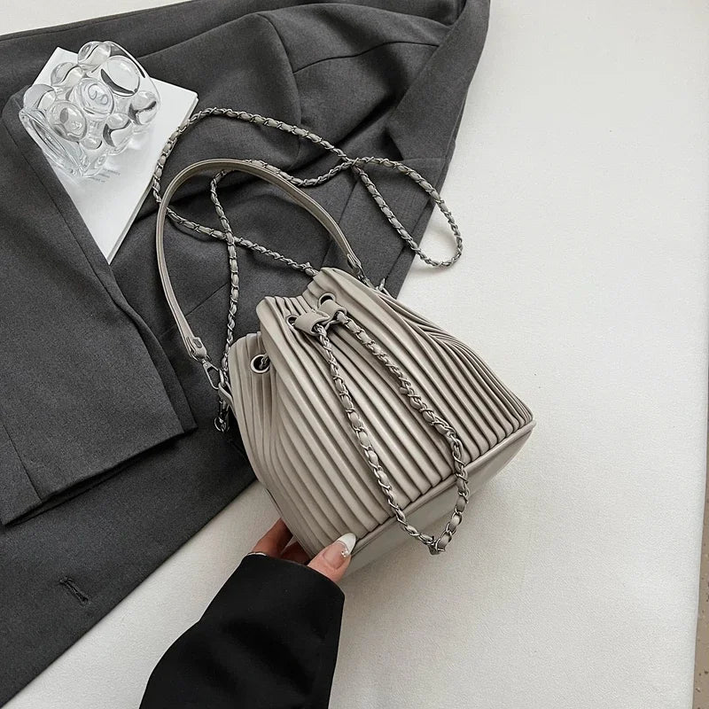 Black Bag For Women Fashion Pleated Strape Design Shoulder Bag Trend Drawstring Bucket Crossbody Bag Lady Pu Leather Bag Brand