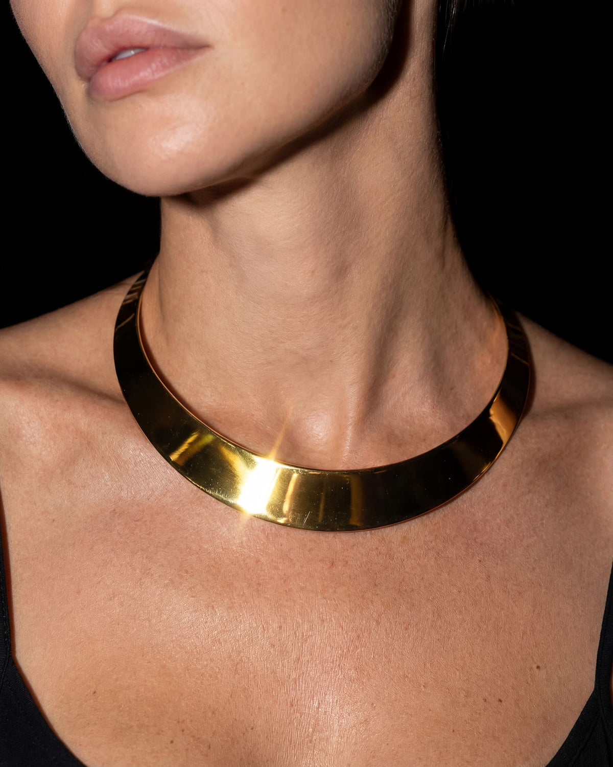 Wide Collar Torque Necklace - Gold