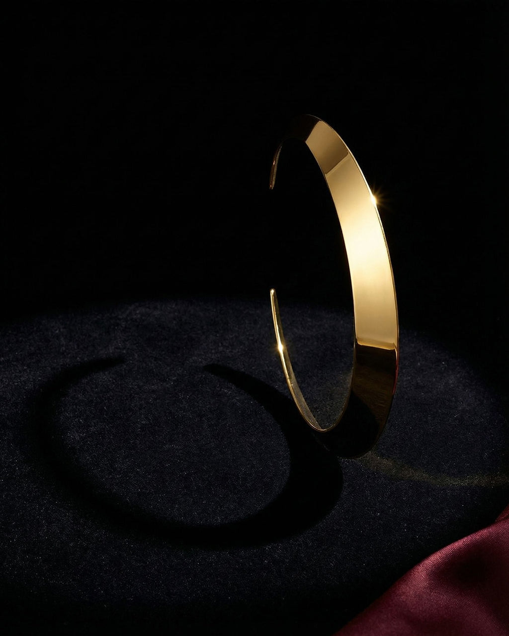 Wide Collar Torque Necklace - Gold