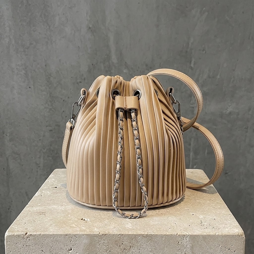 Black Bag For Women Fashion Pleated Strape Design Shoulder Bag Trend Drawstring Bucket Crossbody Bag Lady Pu Leather Bag Brand