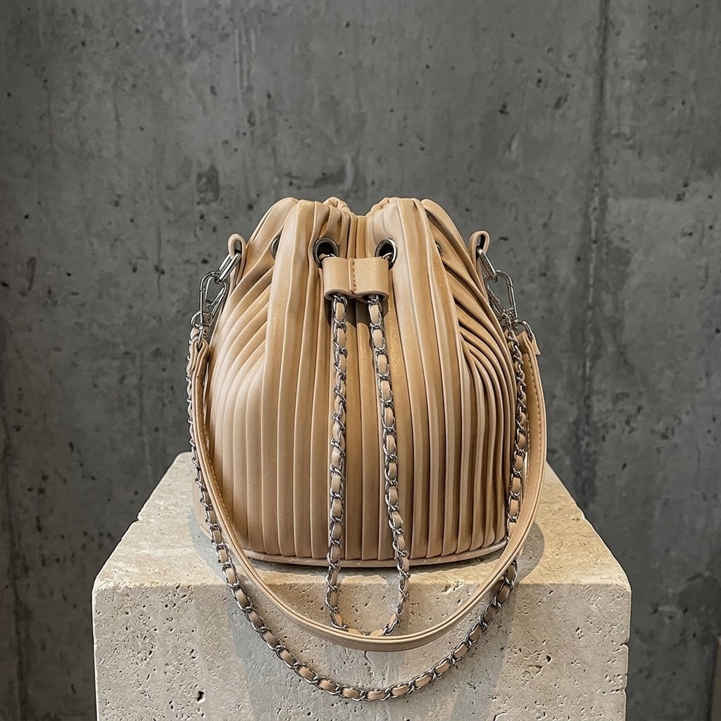 Black Bag For Women Fashion Pleated Strape Design Shoulder Bag Trend Drawstring Bucket Crossbody Bag Lady Pu Leather Bag Brand