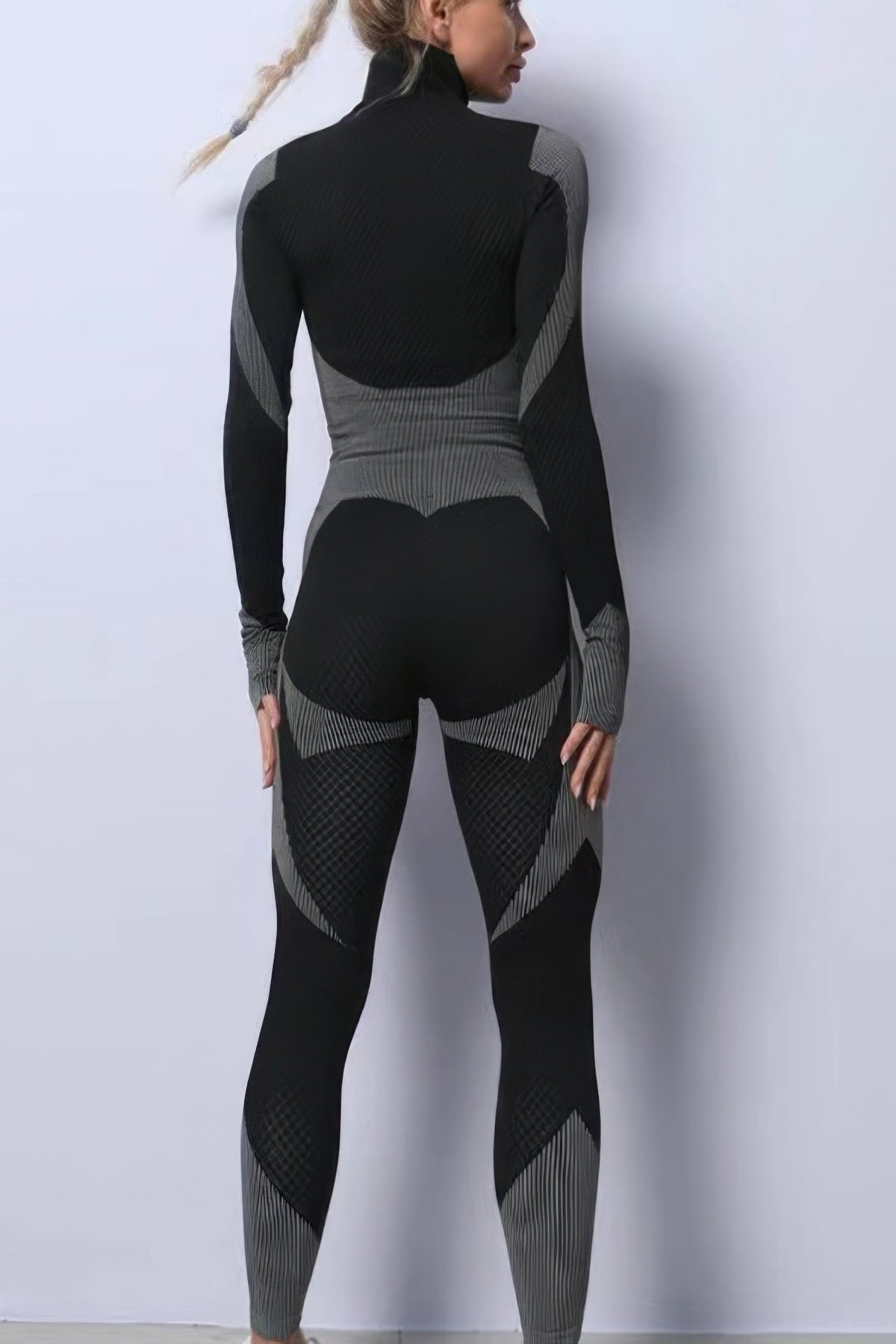 JULIETTA COLLECTION black and grey color-block long-sleeve activewear set with high-waisted leggings, back view.